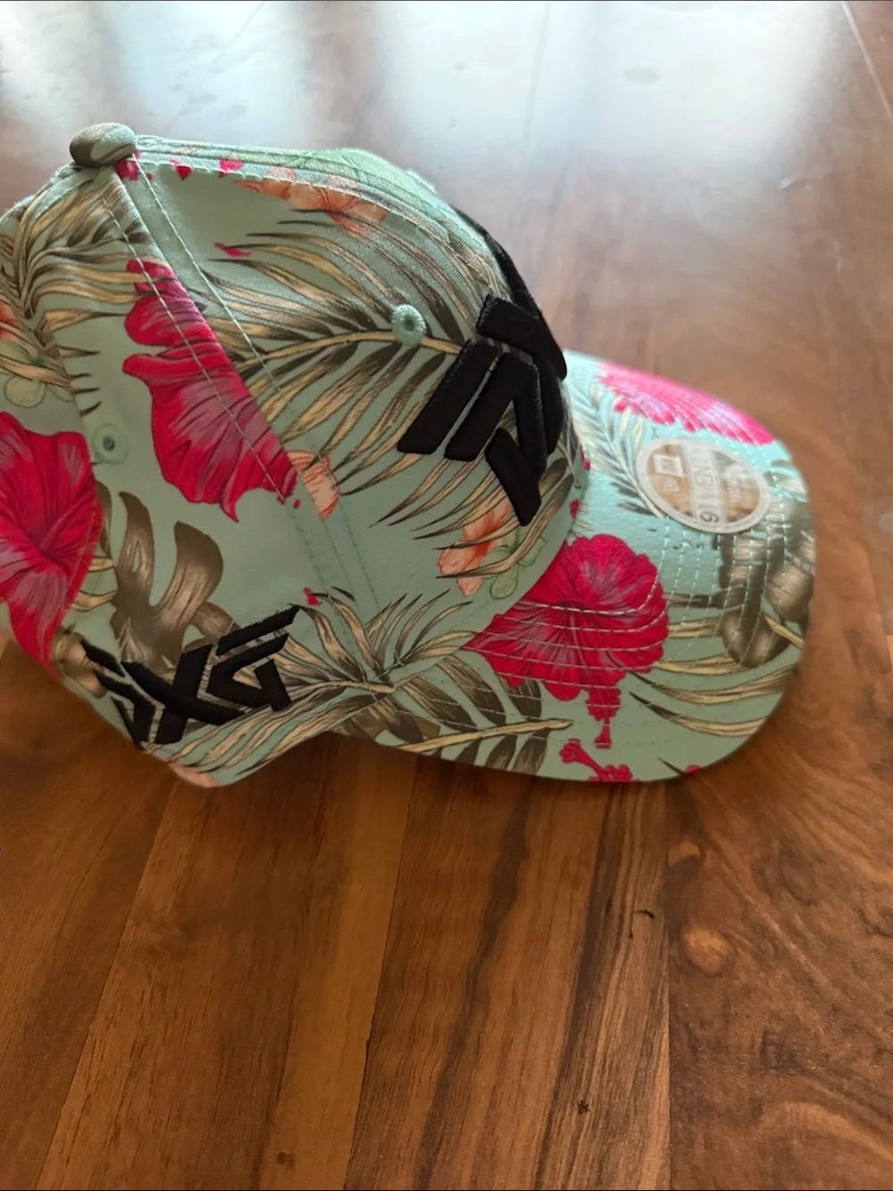 PXG Tropical Floral womans Hat in Aqua and Hot Pink